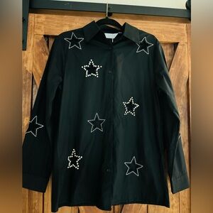 ⭐️✨NWT STAR CUTOUT BLACK BUTTON DOWN SHIRT⭐️✨